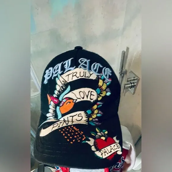 Palace Y2k Adjustable Hat - Unisex - Black/Red Closedpin Heart Embroidered